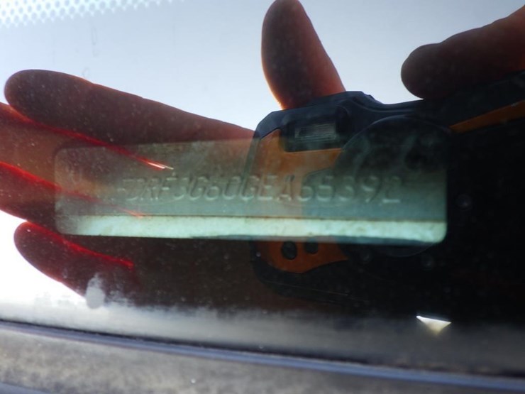 2016-ford-f350-image-15