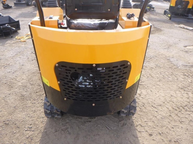 2026-vicsec-vc15-hydraulic-excavator-image-17