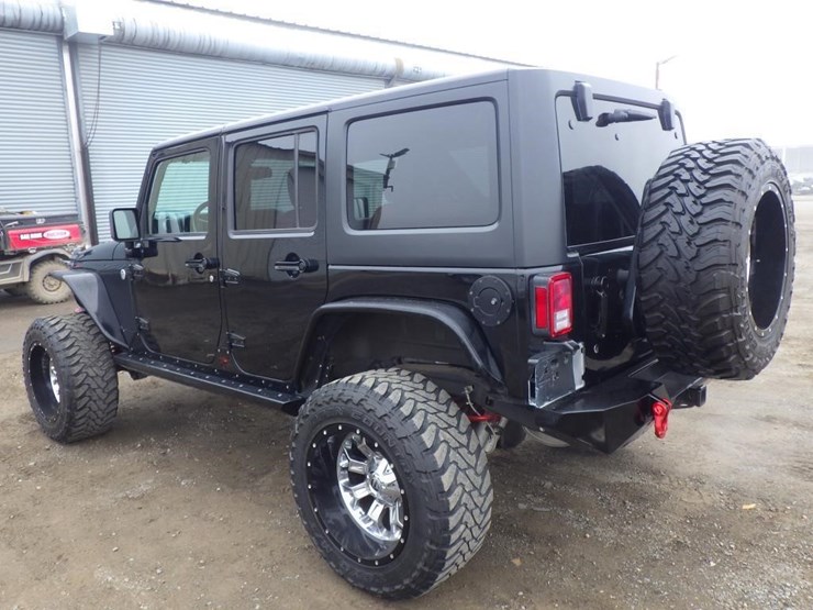 2016-jeep-wrangler-image-4