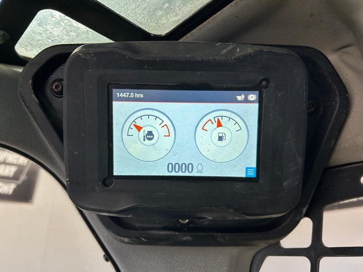 2020-bobcat-t64-image-20