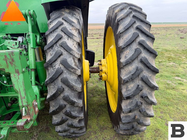 2006-john-deere-8330-image-61