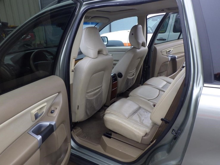 2008-volvo-xc90-image-7