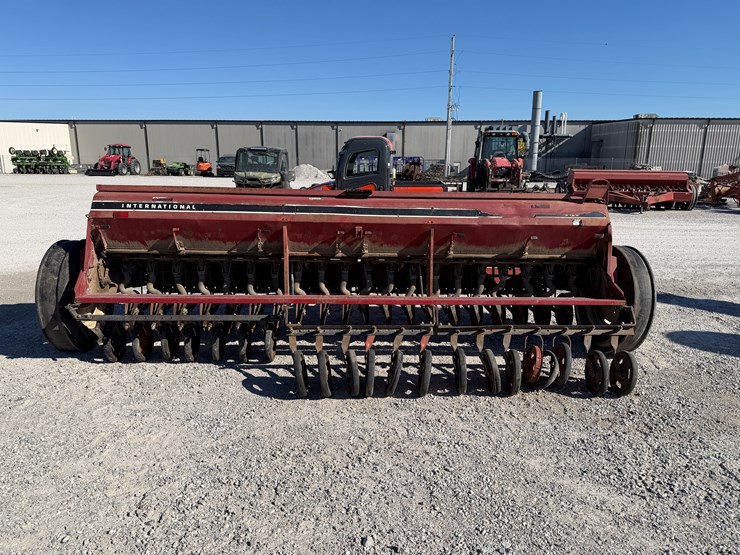 international-5100-image-7