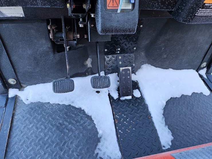 cushman-turf-truckster-image-19