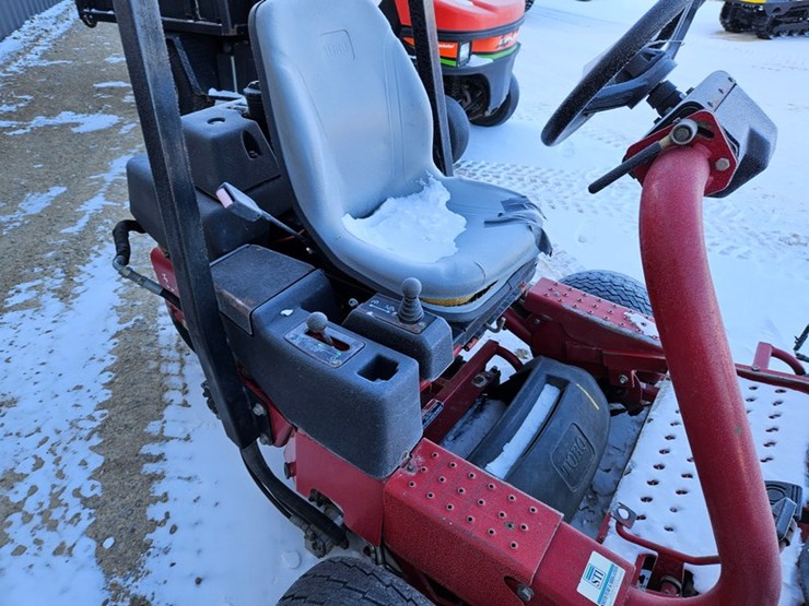 toro-greensmaster-3150-image-21
