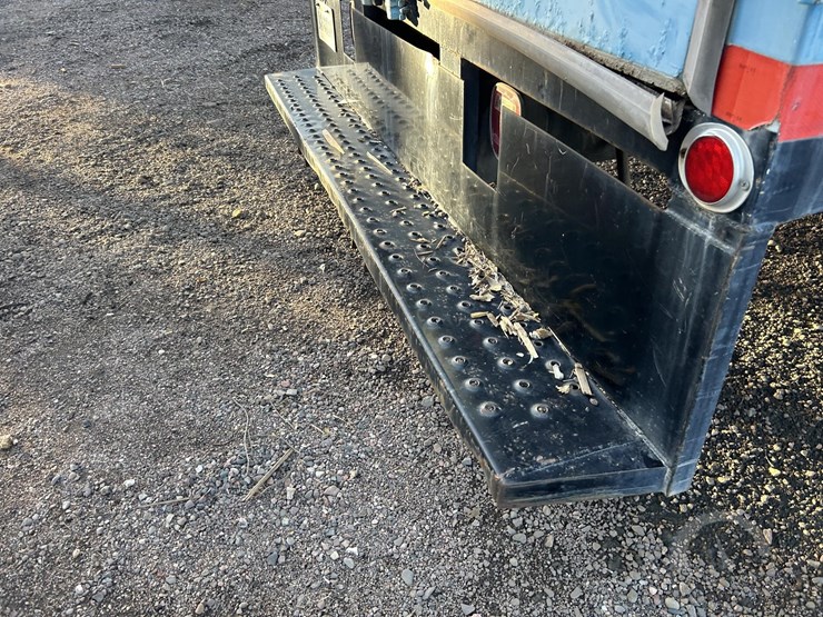 2000-isuzu-ftr-image-36