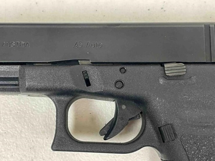 glock-pistol-image-4