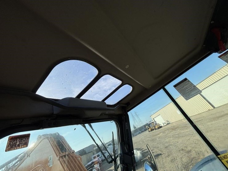 2016-mustang-800z-image-41