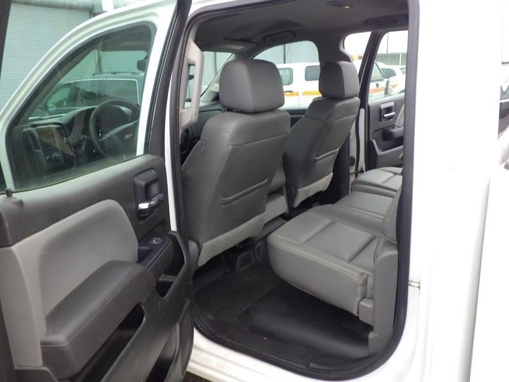 2018-chevrolet-1500-image-7