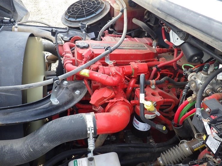 2017-freightliner-m2-s/a-water-truck-image-15