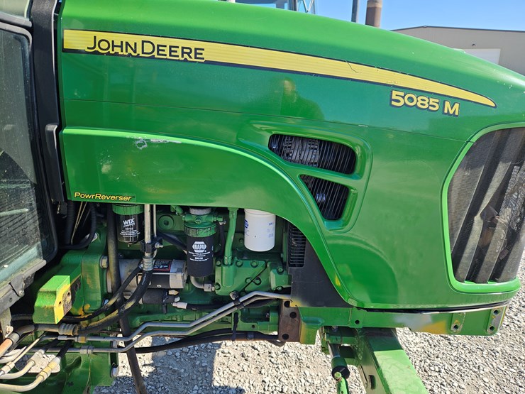 2011-john-deere-5085m-image-20