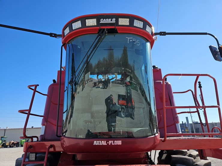 2001-case-ih-2366-image-4