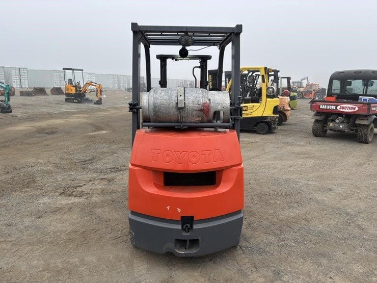 2004-toyota-7fgcu20-image-8