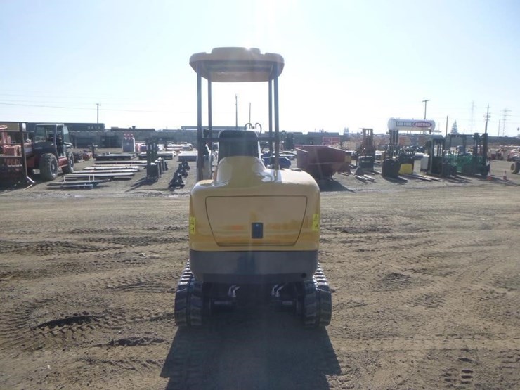 2025-agt-mx50r-hydraulic-excavator-image-8