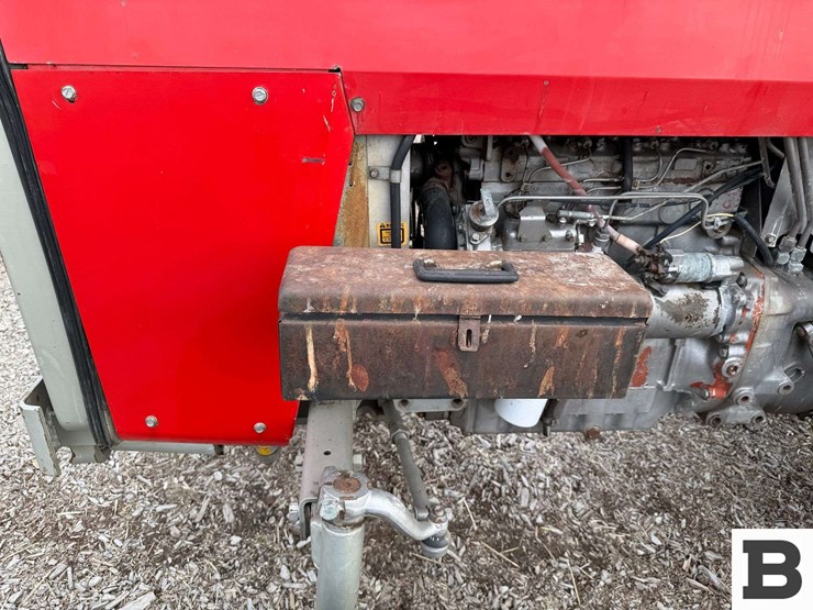1981-massey-ferguson-275-image-11