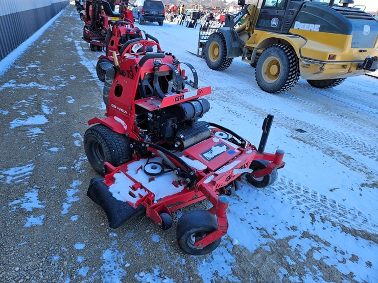 #161-•-gravely-pro-stance-60-stand-up-zero-turn-mower-image-7