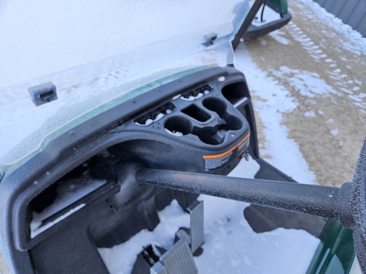 #172-•-yamaha-gas-golf-cart-image-15