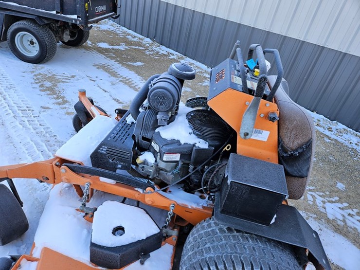 #182-•-scag-stand-up-zero-turn-mower-image-21