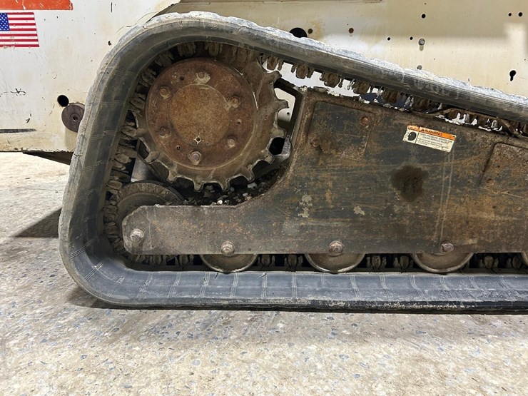 bobcat-t300-image-13