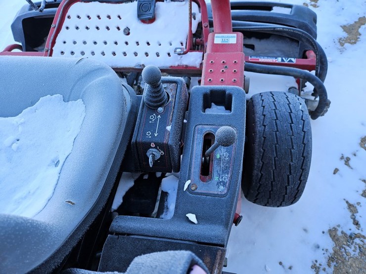 toro-greensmaster-3150-image-18