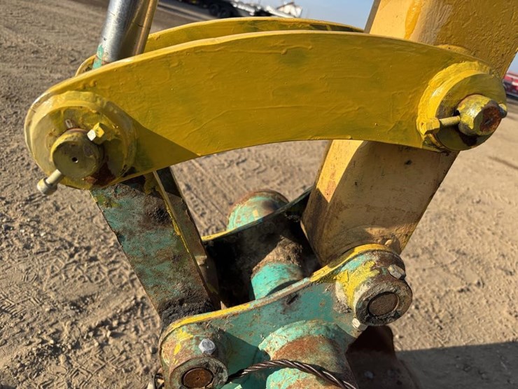 komatsu-pc38uu-1-image-13