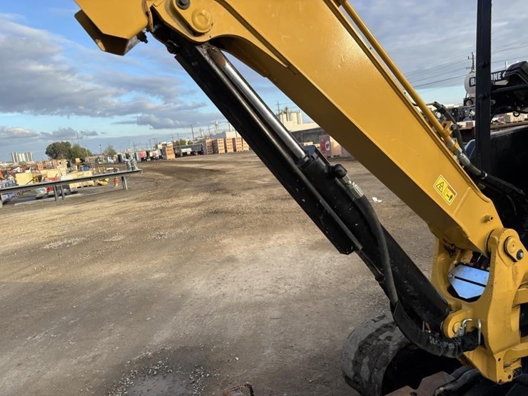 2022-caterpillar-303.5-image-23