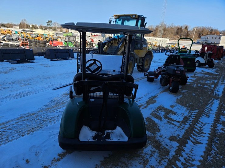 #171-•-yamaha-gas-golf-cart-image-4