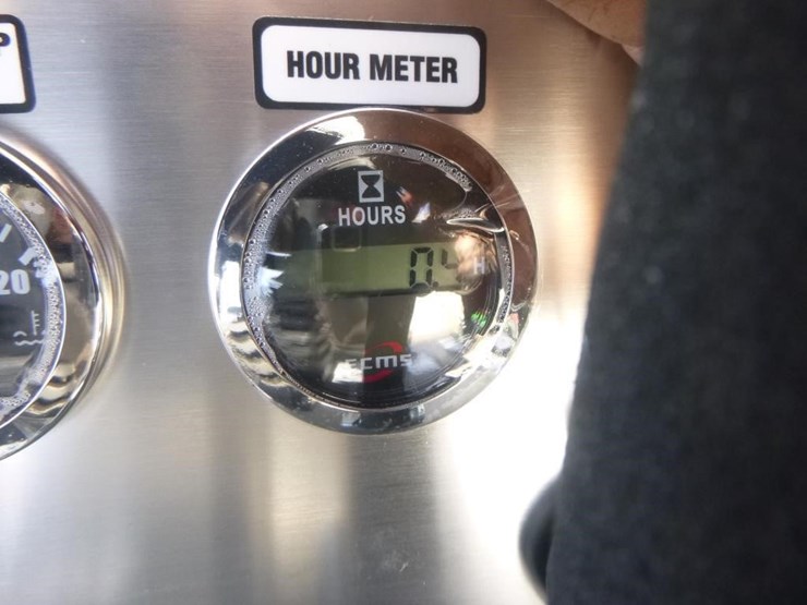 2025-kubota-d1703-image-23