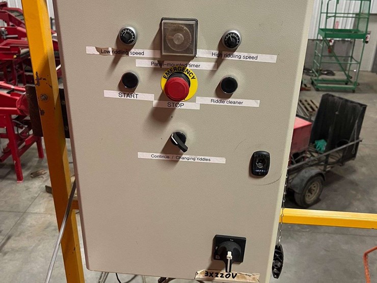 bijlsma-hercules-shaker-sizer-and-bin-filler---pasco,-wa-image-12