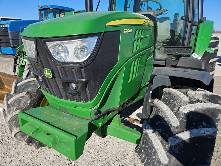 2019-john-deere-6120m-image-3