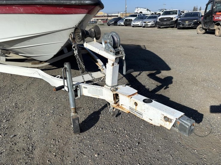 2002-unknown-trailer-image-33