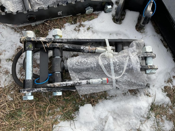 new-unused-miva-hydraulic-thumb-mini-excavator-attachment-image-3