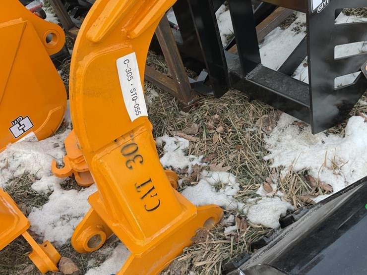 new-unused-giyi-ripper-excavator-attachment,-fits-cat-c-305-excavator-image-1