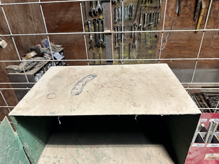 #38490-•-tool-cabinet-image-4