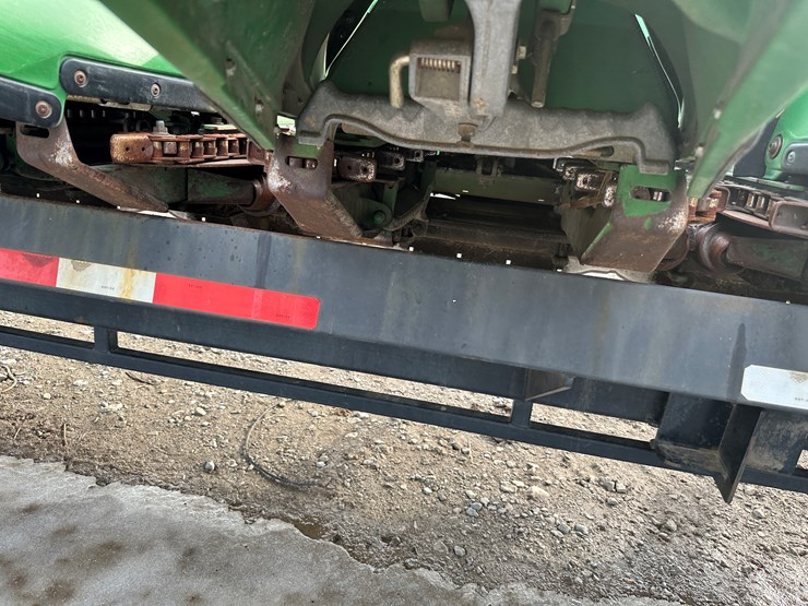 2012-john-deere-616c-image-44