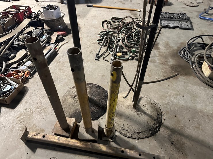 #38495-•-lot-of-misc-stands-image-6