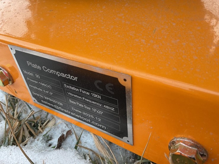 new-unused-giyi-90-plate-compactor,-196cc-gas-engine-image-3