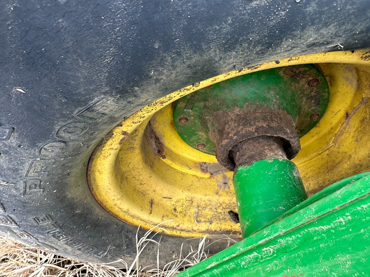 1990-john-deere-44-image-11