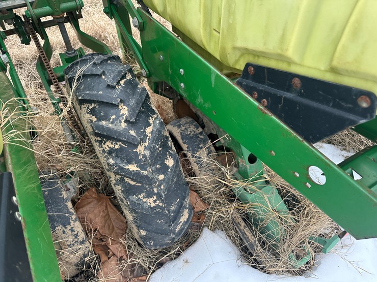 john-deere-1720-image-34