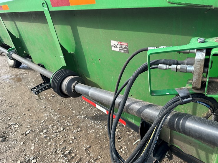 2012-john-deere-616c-image-15