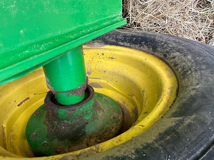 1990-john-deere-44-image-7