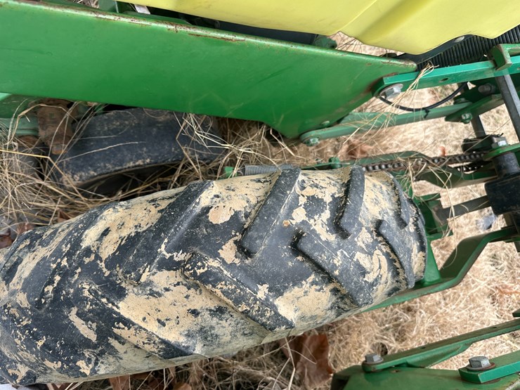 john-deere-1720-image-25