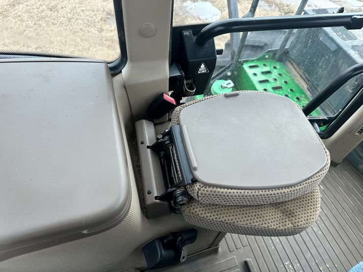 2014-john-deere-9460r-image-78