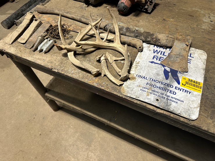 #38485-•-machete,-axe,-&-misc-image-1