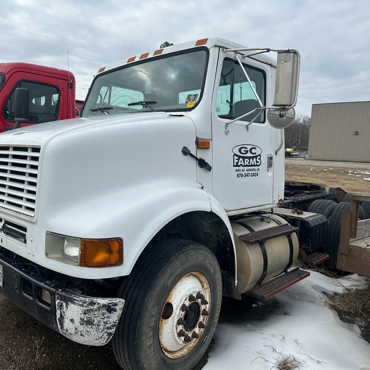 2000 INTERNATIONAL 2000