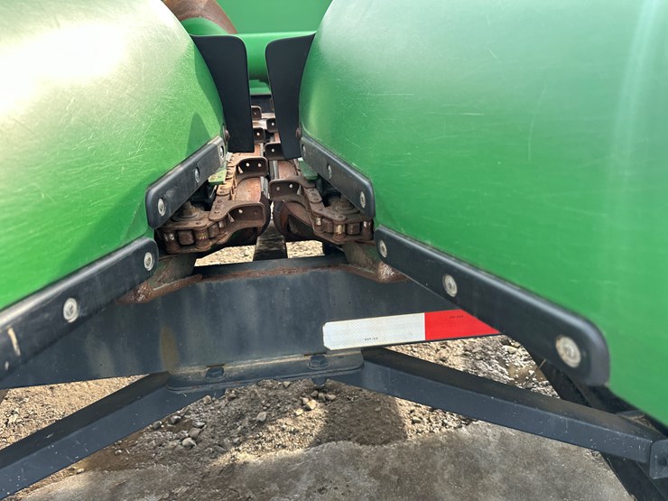 2012-john-deere-616c-image-61