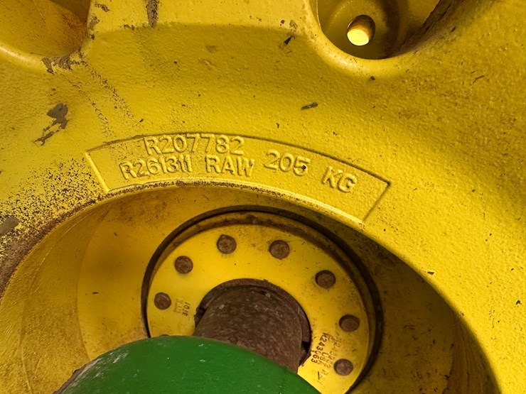 2014-john-deere-9460r-image-13