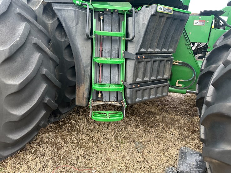 2014-john-deere-9460r-image-38