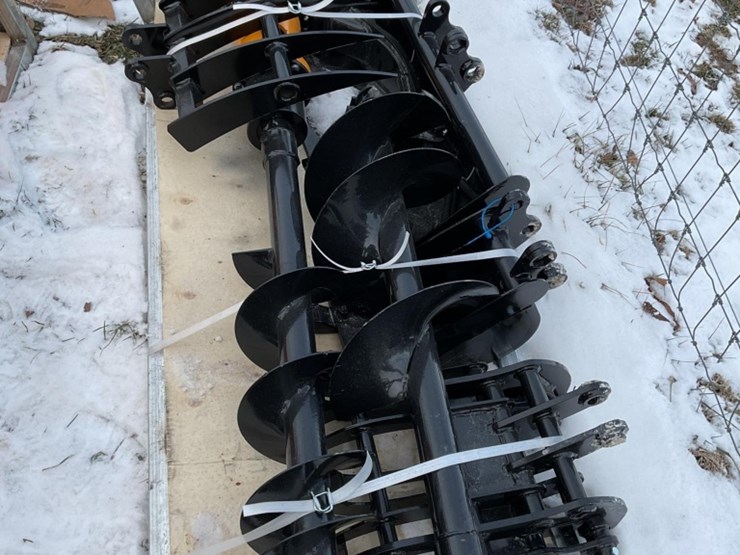 new-unused-giyi-8-pc-mini-excavator-attachment-set,-8",-12"-and-16"-augers,-24"-and-32"-buckets.-image-2