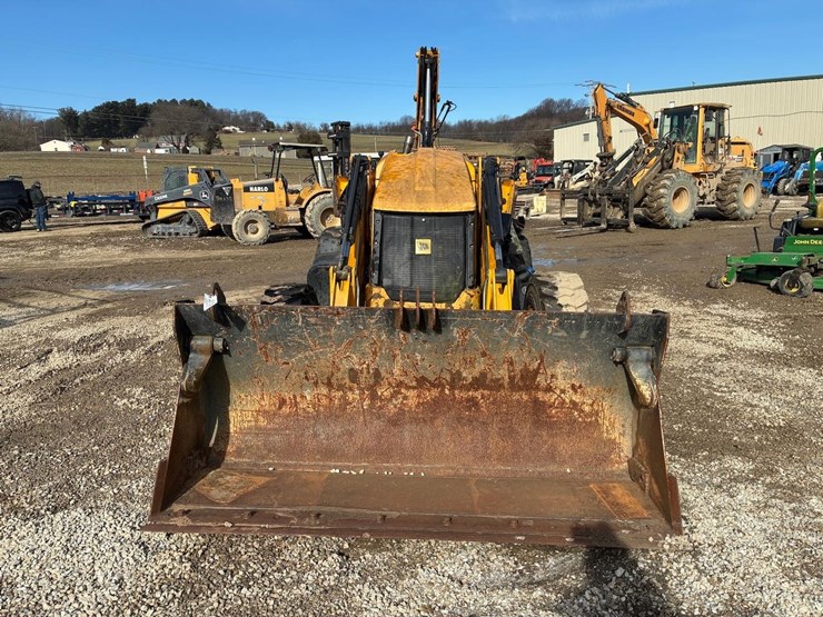 2016-jcb-3cx-image-7